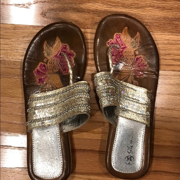 Sandals - Picture 2 of 2